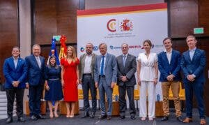 Inversionistas españoles en panel sobre el turismo