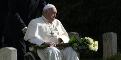 Papa celebra en Roma la misa de los difuntos