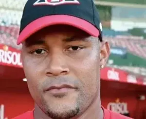 Familia se alista para debutar con Leones