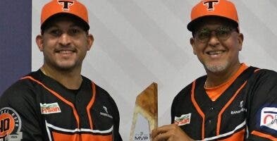 Urrutia y Espino, los MVP de la Semana