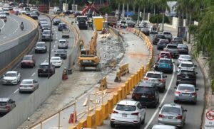 Circulación vial en La 27 registra ligera mejoría tras habilitación de carril