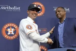 Presentan a Espada como mánager de Astros en reemplazo de Dusty Baker