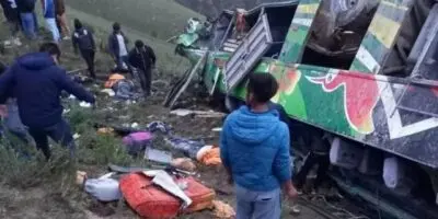 Al menos 20 muertos y 6 heridos en el accidente de un autobús interprovincial en Perú