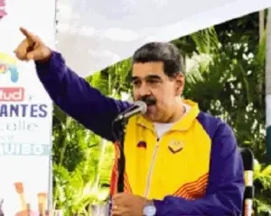 Maduro dice que consulta marcha bien