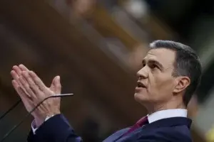 Pedro Sánchez defiende su Gobierno de coalición como «único muro” contra la ultraderecha