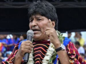 Evo Morales sigue reclamo de candidatura