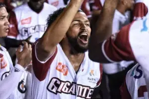 Gigantes blanquean al Licey y quiebran racha negativa