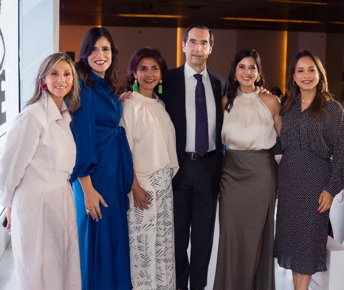 Mujeres pueden aprender a diseñar, construir y disfrutar de una vida en balance.