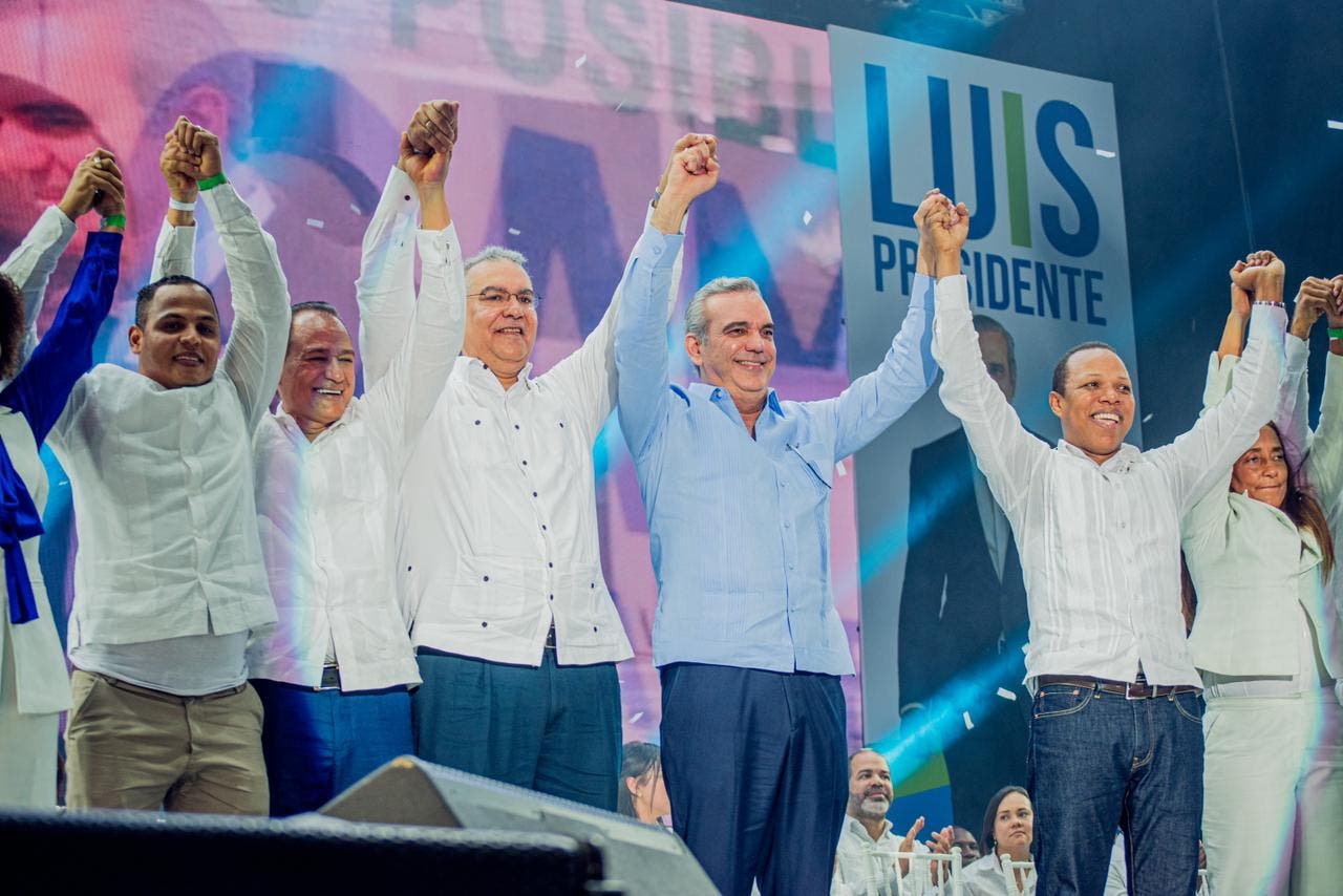 País Posible proclama a Luis Abinader como su candidato presidencial para las elecciones del 2024