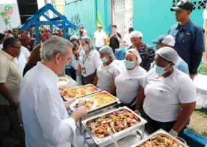 Presidente Abinader encabeza inicio Navidad del Cambio 2023 que ofrecerá aproximadamente 10 millones de raciones de almuerzos y cenas navideñas