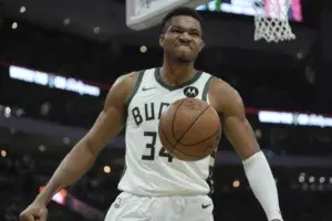 Antetokounmpo y Portis producen doble-doble en la victoria de los Bucks