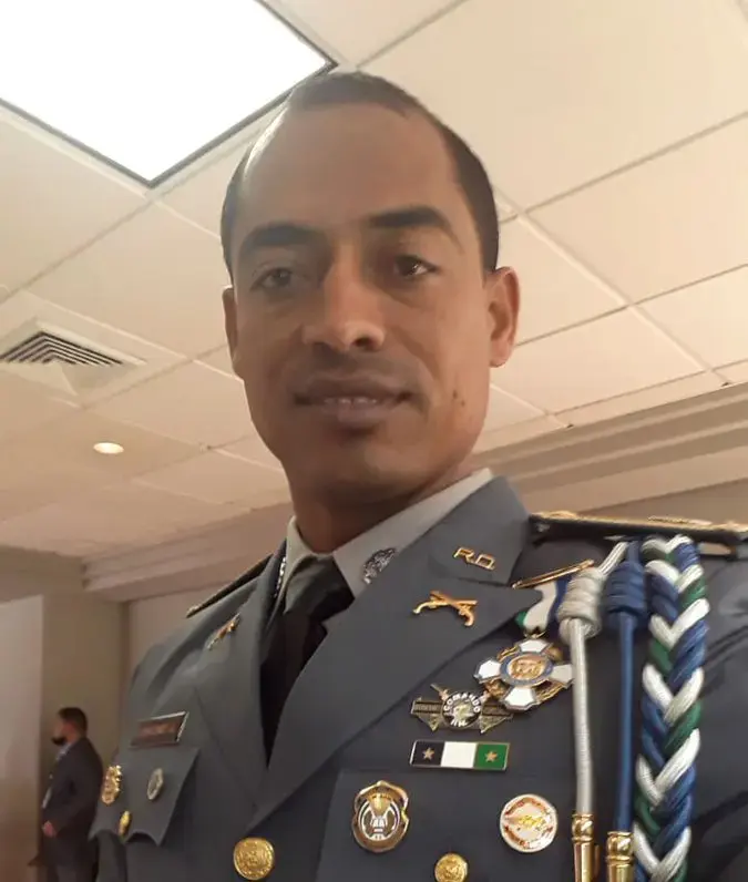 Coronel acusado de matar taxista es el nuevo jefe de escolta del director PN