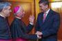El papa recibe al presidente de Paraguay en su residencia por sus problemas pulmonares