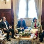 Ecuador coquetea con India en provisión medicamentos