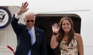 El Servicio Secreto confirma un ataque al coche oficial de la nieta del presidente Biden