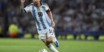 Se subastarán camisetas del Mundial de Messi