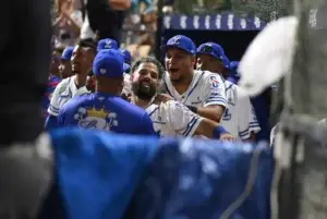 De La Cruz lidera remontada del Licey ante los Gigantes