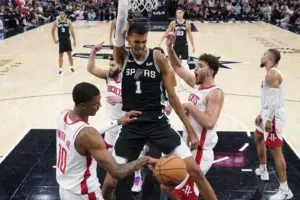 Wembanyama se acopla al sistema de la NBA