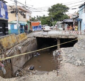 Moradores en La Ciénaga temen por desbordamiento de cañada