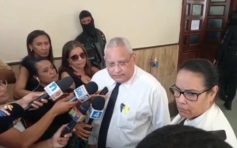 Jueza ordena al Ministerio Público dar las pruebas abogado de Castillo