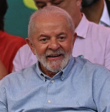 Lula visita a los repatriados desde Gaza