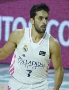 Campazzo llega 200 robos en la Euroliga