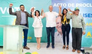 Alianza País proclama candidatos a la Alcaldía en Santiago