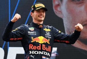 Verstappen resiste la embestida final de Norris y refuerza su liderato en Imola