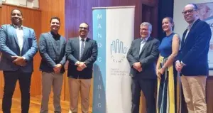 Manoclinic realiza taller sobre avances en cirugía de mano