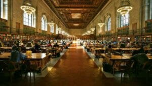 Los libros más prestados en las bibliotecas de Nueva York fueron escritos por mujeres