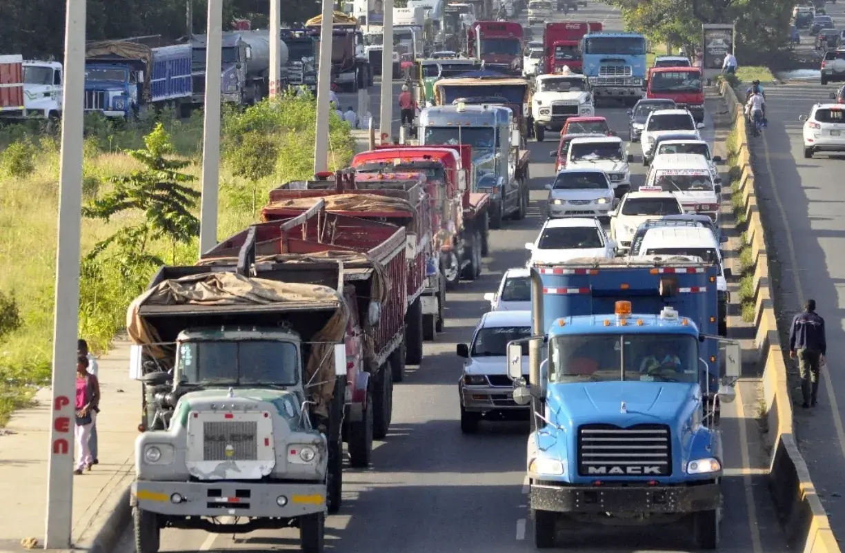 Circulación de transporte de carga estará restringido a partir del sábado 23