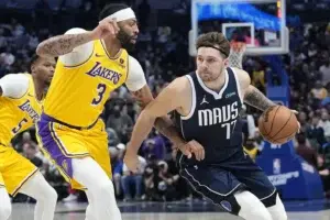 Los Lakers caen ante Doncic y Mavericks