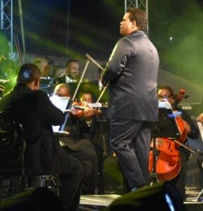 Orquesta Sinfónica del Cibao presenta Navidad en las diversas época