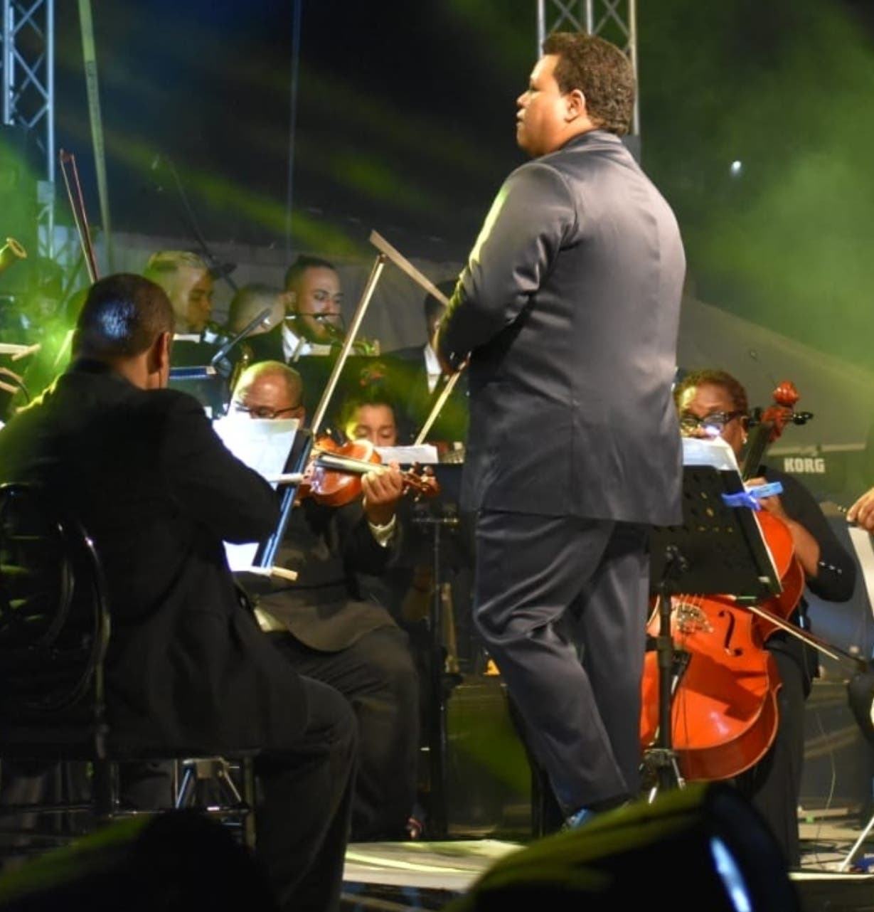 Orquesta Sinfónica del Cibao presenta Navidad en las diversas época