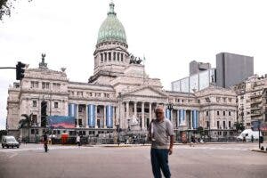 Milei asume hoy como presidente de Argentina