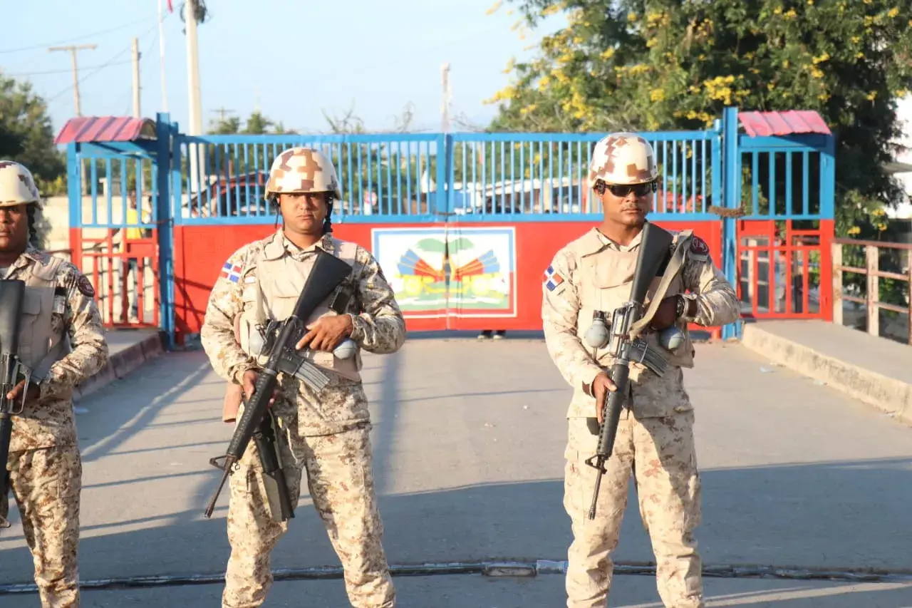 Refuerzan frontera tras policías haitianos ingresarán a territorio dominicano