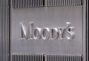 Moody’s considera “negativas” las perspectivas para el sector bancario mundial en 2024