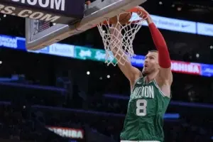 Celtics comienzan fuerte en la victoria del día de Navidad