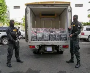 Ocupan 137 paquetes de Cocaína en medio de un tirotero