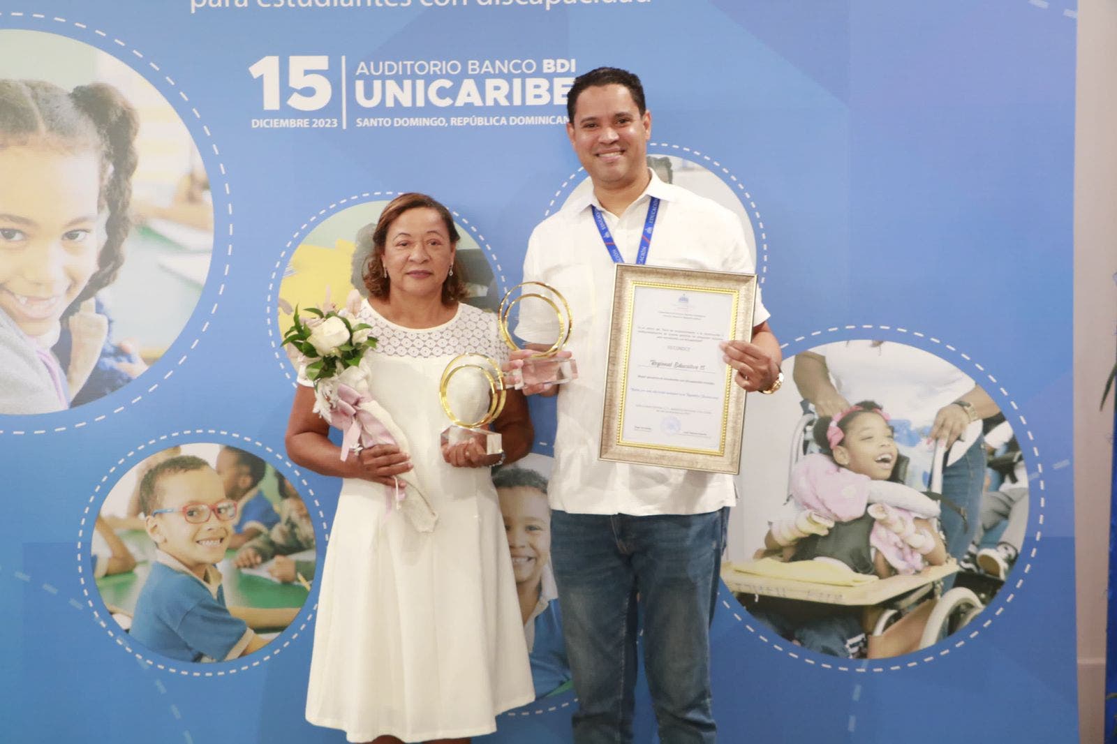 Regional 15  obtiene máximos reconocimientos en Educación Inclusiva