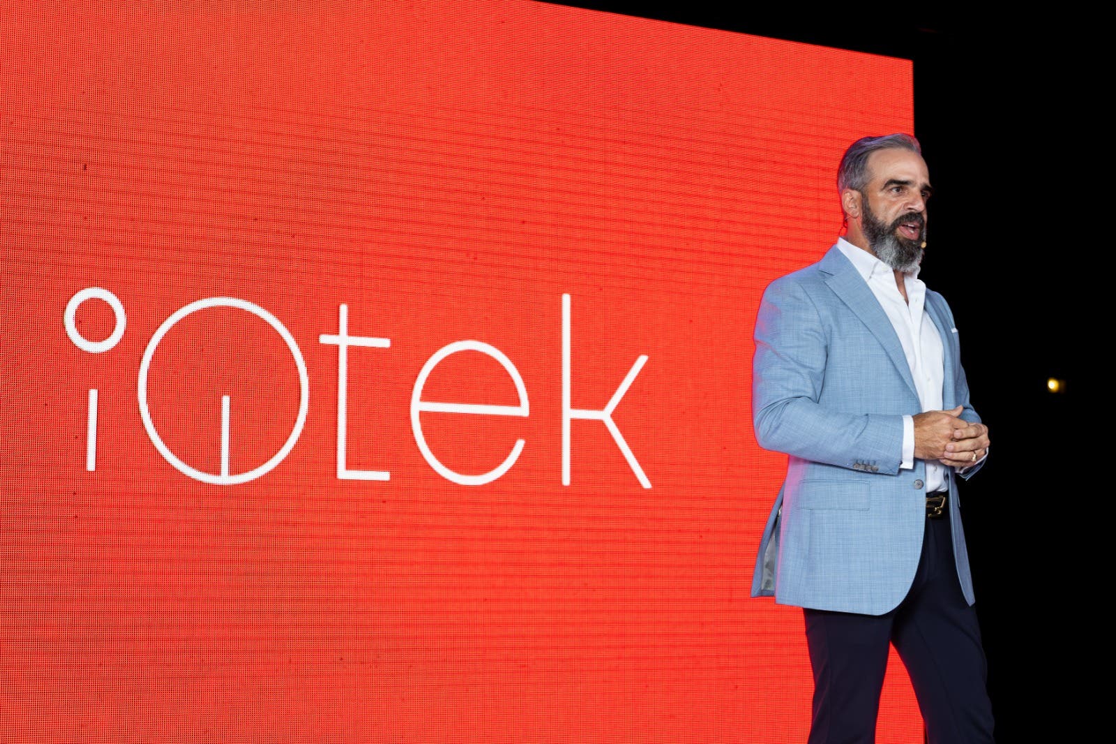 iQtek amplía capacidades de servicio