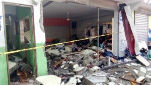 Al menos cuatro heridos al explotar tanque de gas en San Cristóbal