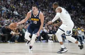 Con Jokic perfecto desde el campo Denver vence a Memphis