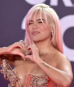 Karol G celebra su 33 cumpleaños con su nueva canción ‘Contigo’