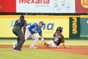 Gigantes asumen el primer lugar con blanqueada de tres hits ante el Licey