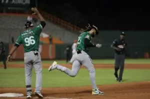 Las Estrellas clasifican para el Round Robin; Tatis Jr pega su primer jonrón del torneo