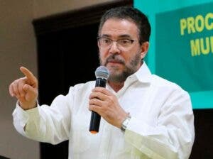 PRM escoge a Guillermo Moreno como candidato a senador del Distrito Nacional