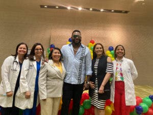 Fundación David Ortiz y CEDIMAT agasajan niños por motivo del Día de Reyes