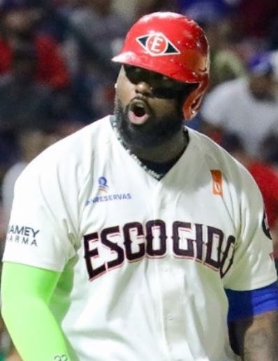 Franmil Reyes logra permiso para Leones