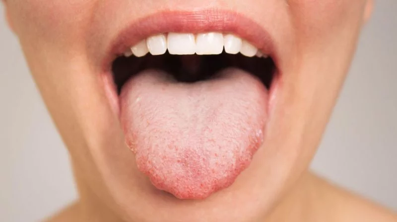 Cómo el patrón único de tu lengua puede influir en qué alimentos te gustan